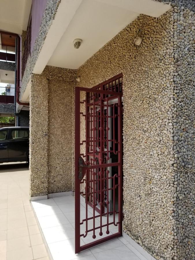Stone House - Makepe, Douala Aparthotel Exterior photo