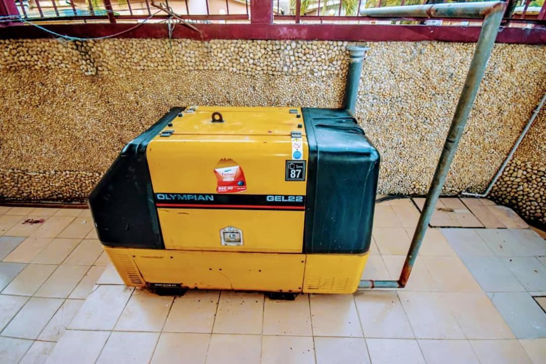 Stone House - Makepe, Douala Aparthotel Exterior photo